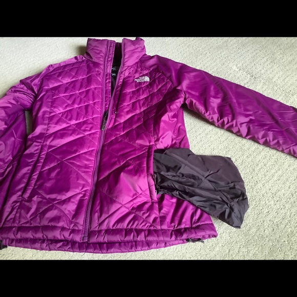 The North Face women’s thermoball jacket - Picture 2 of 5